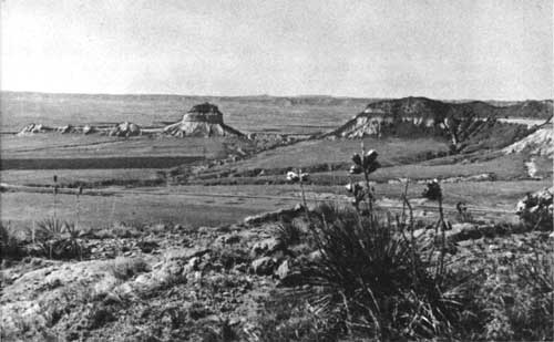 view from the summit of Scotts Bluff