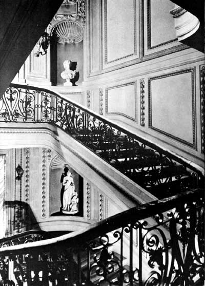 Grand stairway