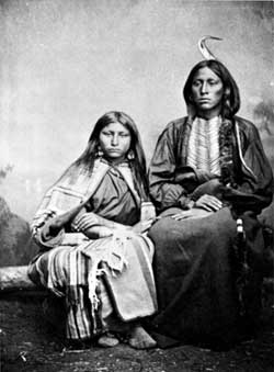 Eonah-pah and wife