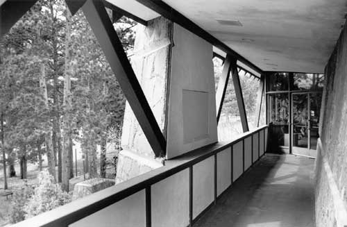 outdoor mezzanine