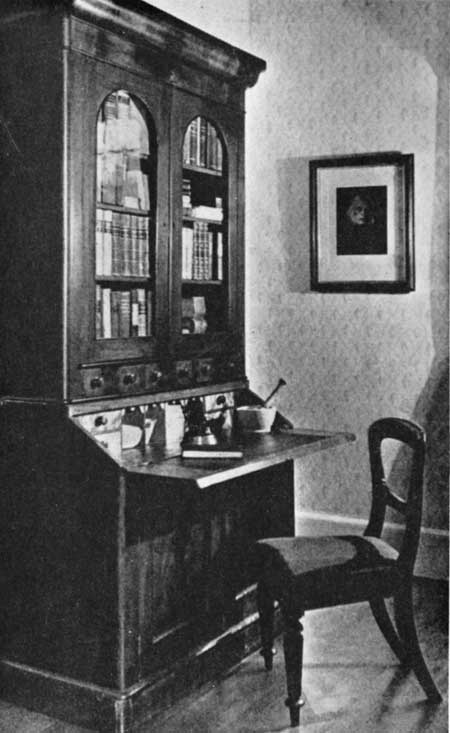 desk